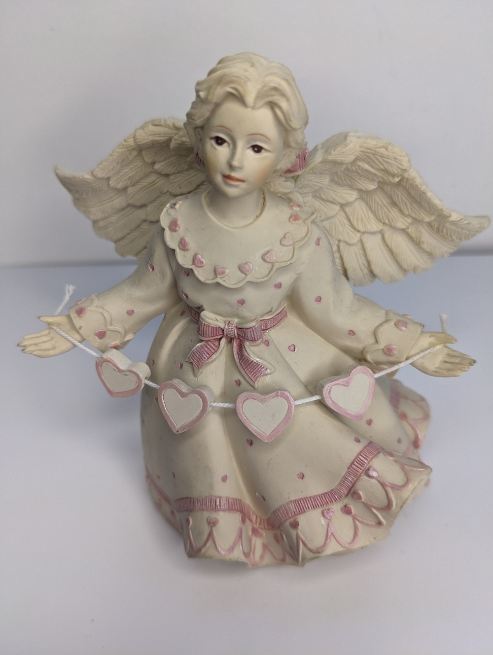 Sarah’s Angel Valentine Suzette Vintage 2002 Angel with Heart Garland 4.5" Love